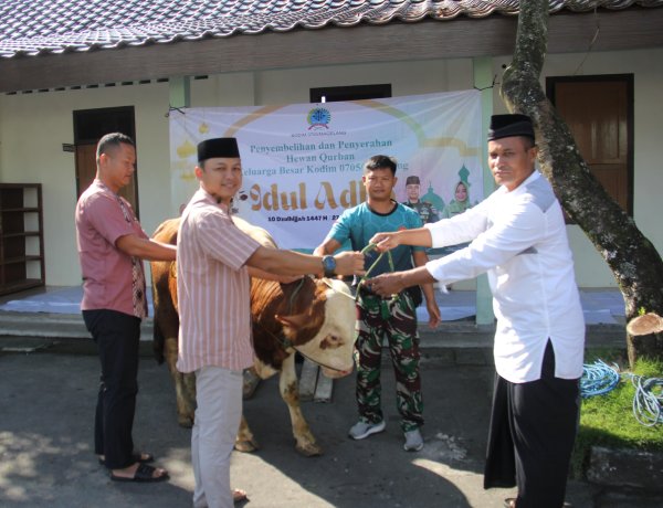 Momen Berbagi Idul Adha 1447 H, Kodim Magelang Salurkan Daging Qurban Untuk Warga